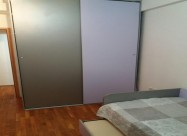 Se Iznajmuva Trosoben Stan Vo Centar