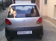 Se Prodava