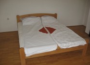 Izdavam Apartmani Vo Pestani-ohrid