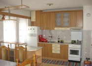 Izdavam Apartmani Vo Pestani-ohrid