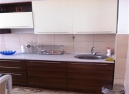 СЕ ИЗДАВА ТРОСОБЕН СТАН ВО ЦЕНТАР
