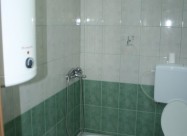СОБИ СО ПОСЕБНИ КУПАТИЛА