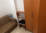 СЕ ИЗДАВА ТРОСОБЕН СТАН ВО ЦЕНТАР/УНИВЕРЗАЛНА САЛА
