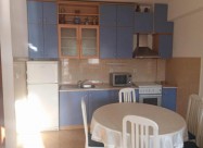 СЕ ИЗДАВА ДВОСОБЕН СТАН КАЈ Н.ЖЕЛЕЗНИЧКА