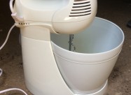 Prodavam Mikser Weg 200w, Model Wgm-141