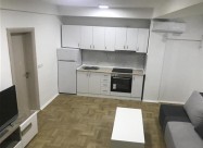 СЕ ИЗДАВА ДВОСОБЕН СТАН КАЈ УНИВЕРЗАЛНА САЛА