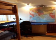 СЕ ИЗДАВА ТРОСОБЕН СТАН КАЈ НОВА ЖЕЛЕЗНИЧКА