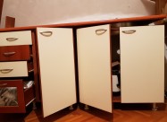 Se Prodavaat Elementi Od Kujna I Spalna Soba