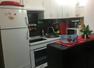 Се продава трособен стан во Центар