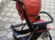 Се продава детска количка Chicco
