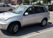 Se Prodava Toyota Rav4