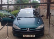 Se Prodava Peuget 206