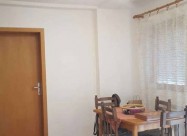 Се издава двособен стан во Кисела Вода