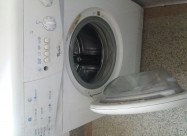 Продавам машина за перење алишта
