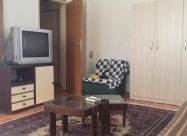 Izdavam Stan Kaj Zeleznicka, 38m2