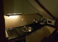 Se Izdava Stan 70m2 Na Ul.vodnjanska
