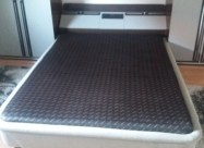 Prodavam Komplet Spalna , Kamin , Sifonjeri , Krev