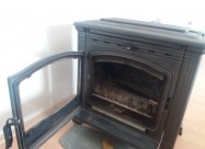 Prodavam Komplet Spalna , Kamin , Sifonjeri , Krev
