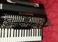 Se Prodava Harmonika