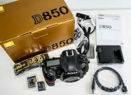 Nikon D850 Dslr Camera Body Cost  $1300usd  , Niko