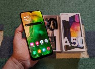 Kako Nov! Samsung A50 Black 4/128gb Sim Free Full 