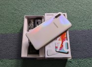 Kako Nov! Samsung A70 White 6gb Ram 128gb Full Pac