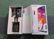 Kako Nov! Samsung A70 White 6gb Ram 128gb Full Pac