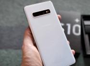 Nov! Neupotrebuvan Samsung S10 Plus White 8/128gb 