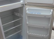 Продавам фрижидер Беко