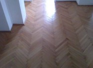 Prodavam Trosoben Stan Klanica 077975012