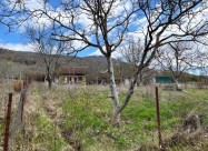 Продавам плац со куќа Охрид - Горица