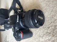 Prodavam Aparat Nikon D5500