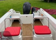 Моторниот чамец Orkney Vanguard