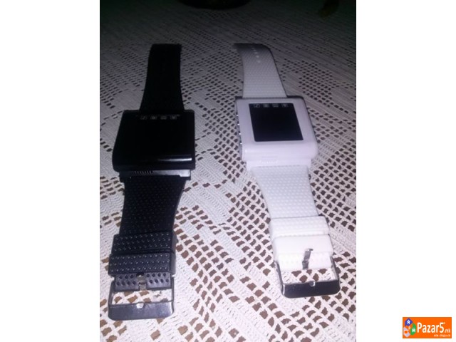 Saat Telefon So Slot Za Sim I Memoriska Kartica No