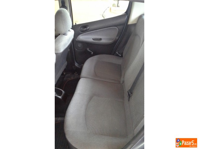 Peugeot 206 Sedan 1.4benz. So Servisna Kniska