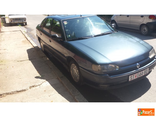 Поволно, Renault Safrane