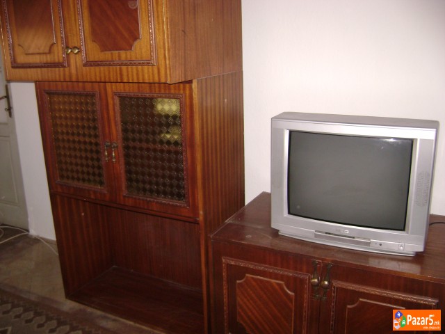 Se Prodava Pokuknina Mnogu Povolno