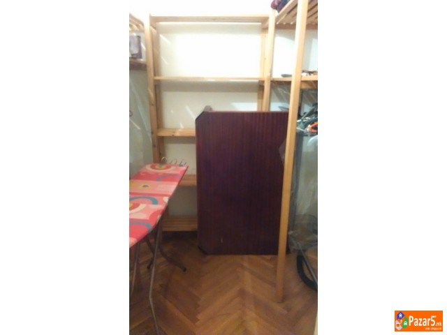 Se Izdava Stan Vo Centar Komplet Namesten