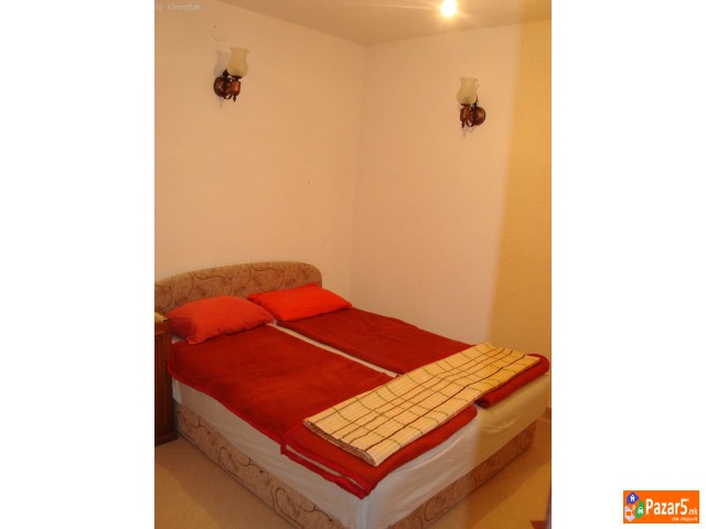 Апартмани Танески Коњско