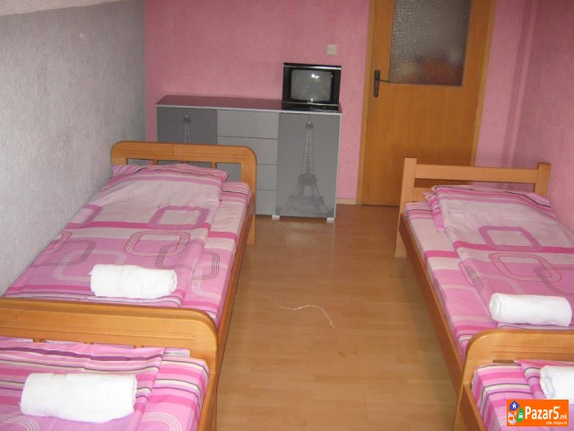 СУПЕР СМЕСТУВАЊЕ ВО ОХРИД 350 ДЕНАРИ.РЕЗЕРВИРАЈТЕ!