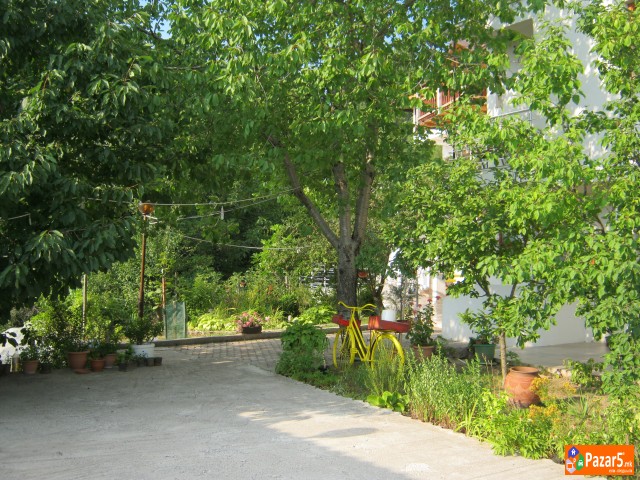 Апартмани во Населба Коњско