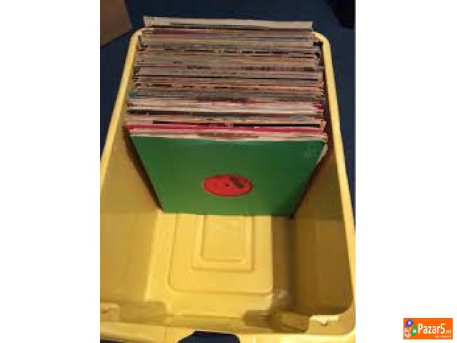 Domasna kolekcija od 126 LP PLOCI super socuva