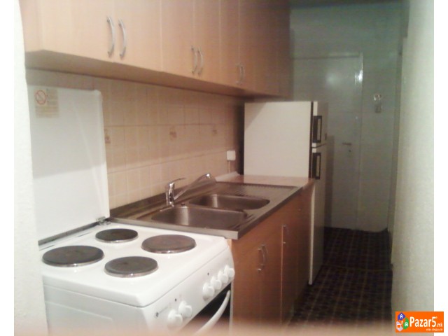 Izdavam Dvokrevetna Soba Vo Bitola