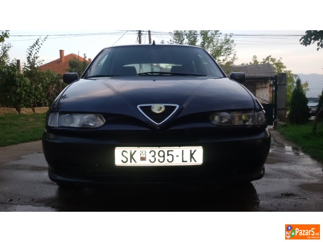 Alfa Romeo 146 Boxer