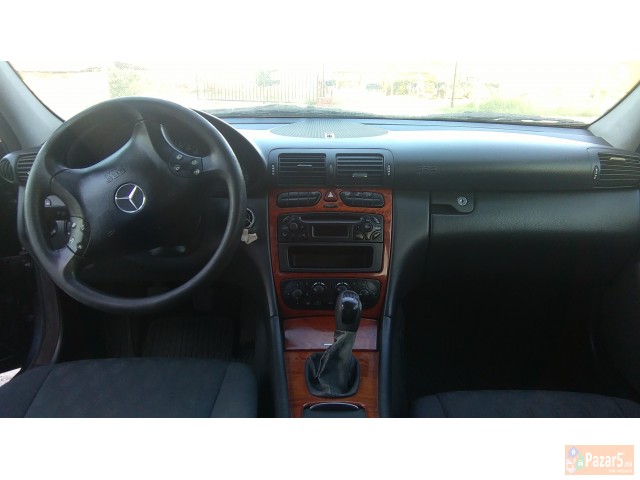 Mercedes C 220 2002 God 