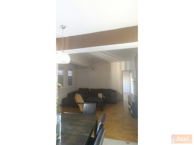 СЕ ИЗНАЈМУВА СТАН НАД УНИВЕРЗАЛНА СО ДВЕ СПАЛНИ СО