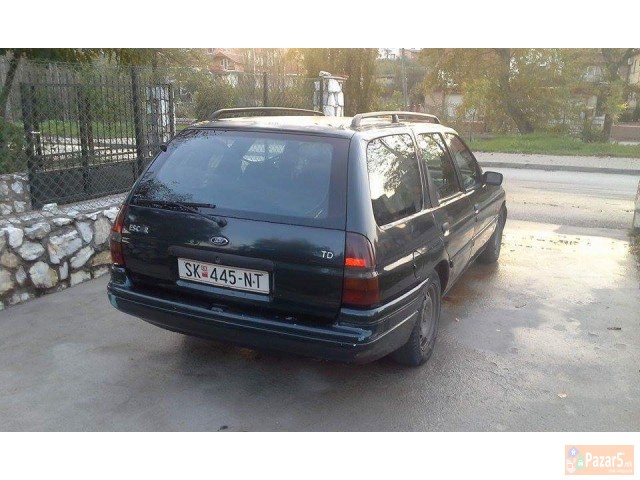 Se prodava Ford Escort 95' dizel.1.8 td...550 evra