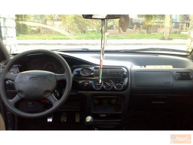 Se Prodava Ford Escort 95' Dizel.1.8 Td...550 Evra