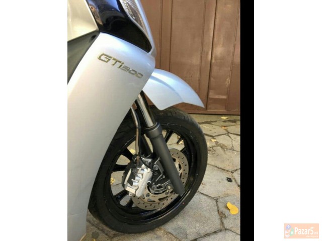 Kymco people 300gti