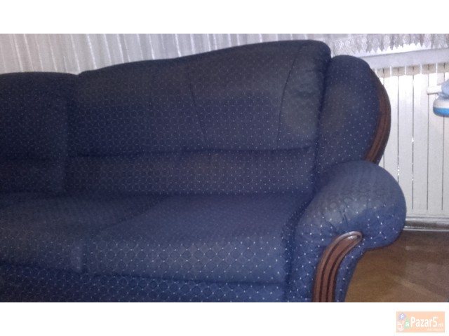Prodavam agolna garnitura-sedmosed i fotelja od Si